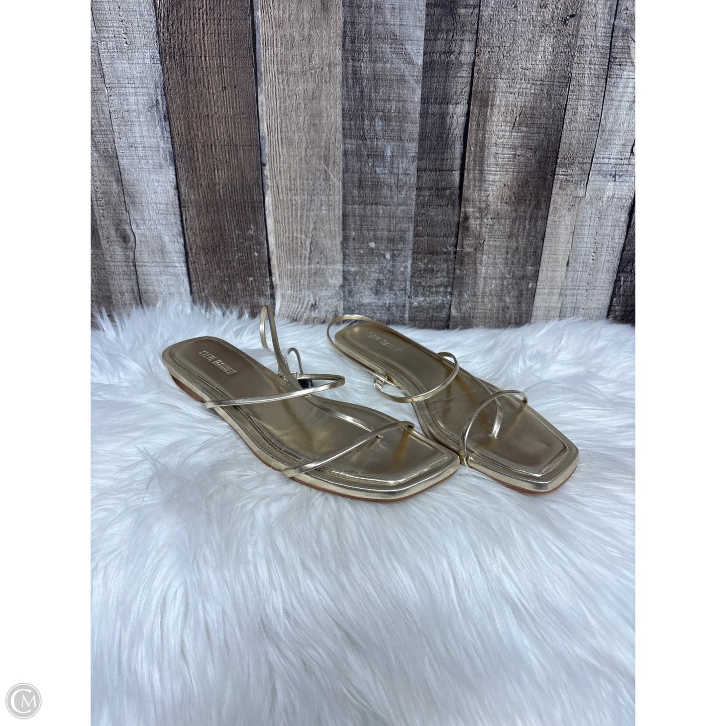 Sandals Flats By Steve Madden In Gold, Size: 9