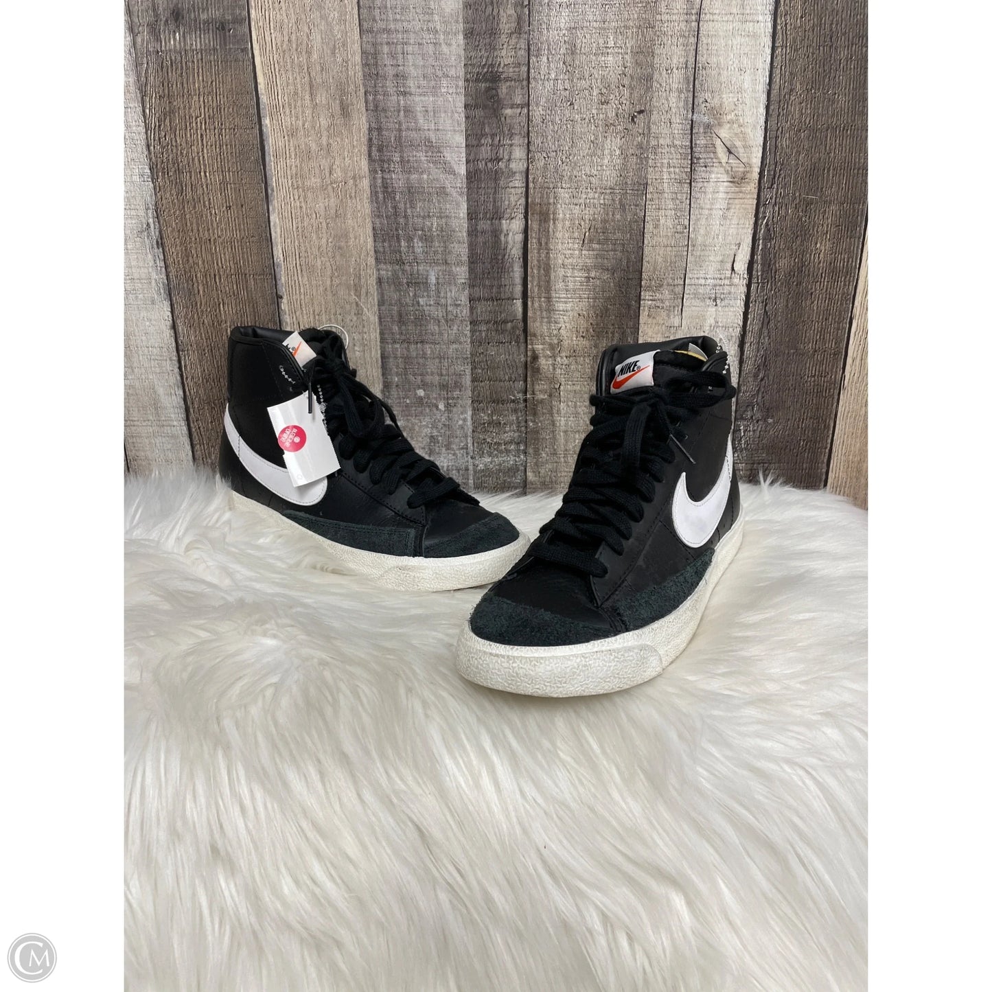 Shoes Athletic By Nike In Black, Size: 8