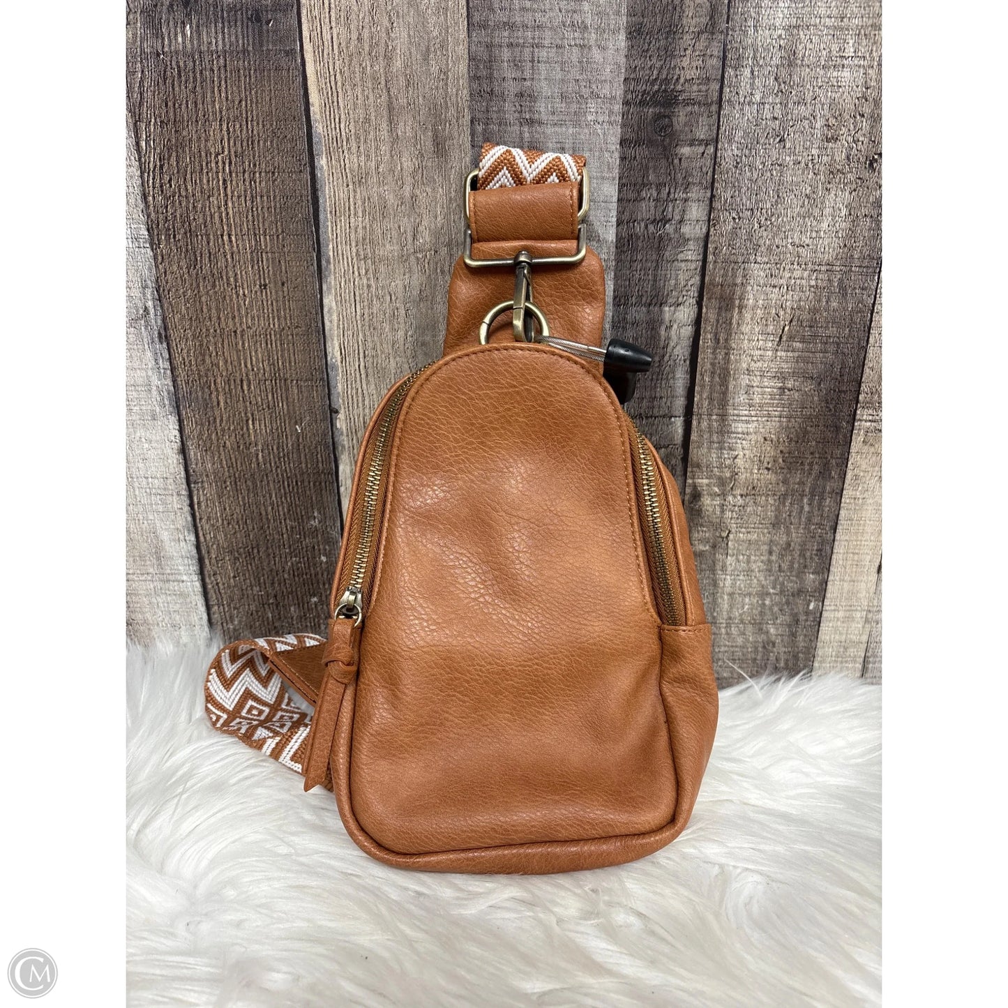 Crossbody By Cmf, Size: Small