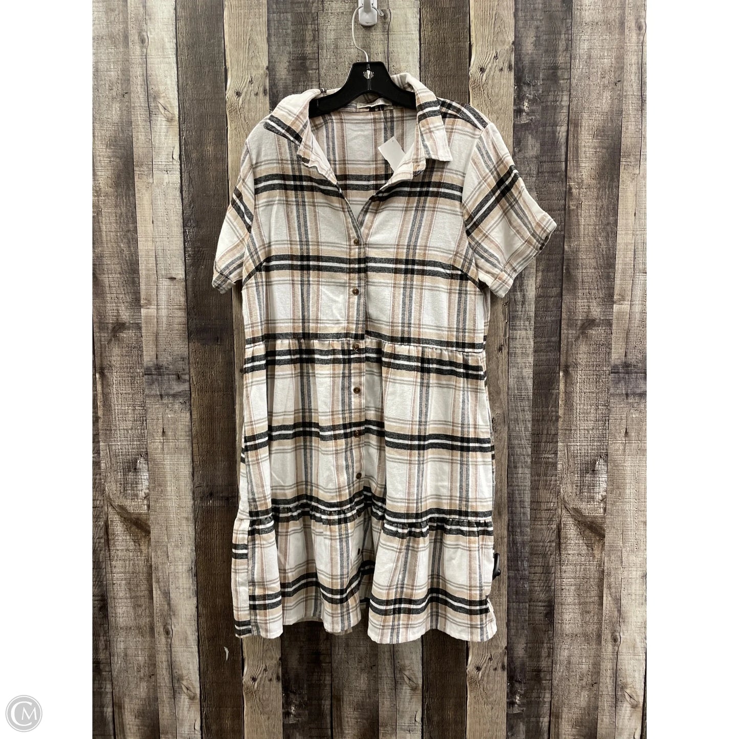 Dress Casual Short By Cme In Plaid Pattern, Size: L