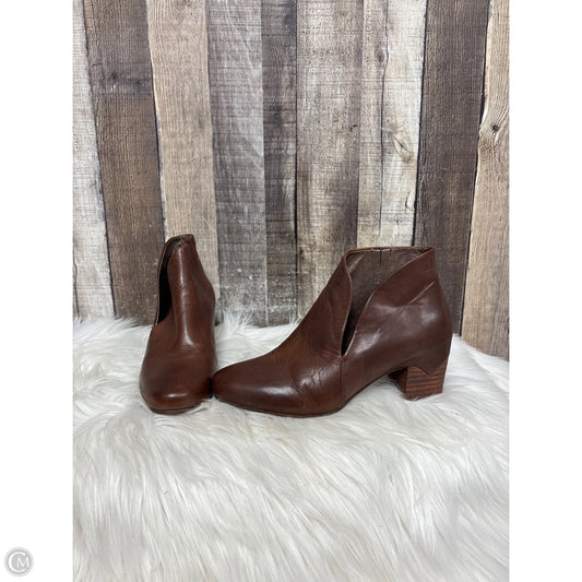 Boots Ankle Heels By Clothes Mentor In Brown, Size: 8