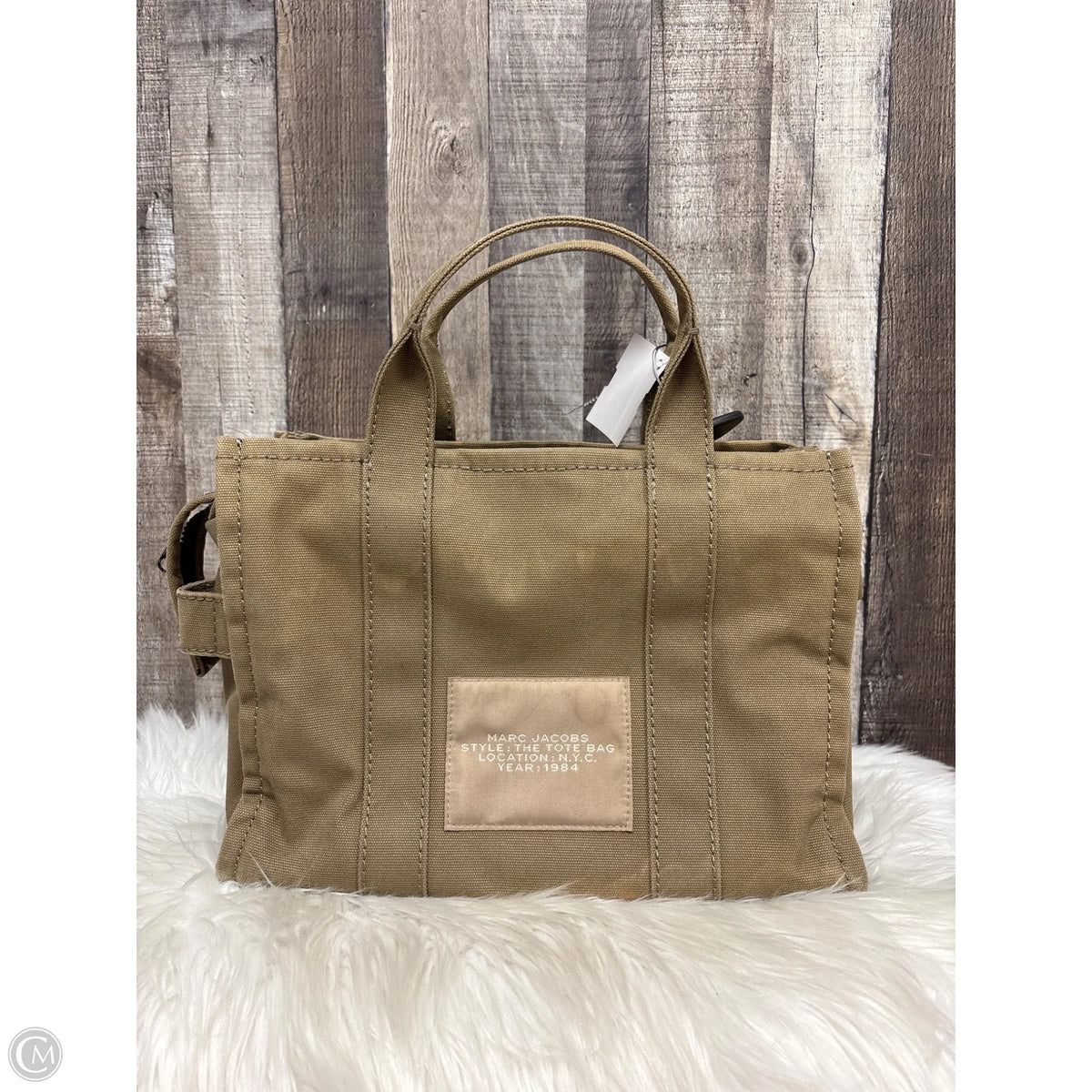 Tote Luxury Designer By Marc Jacobs, Size: Medium