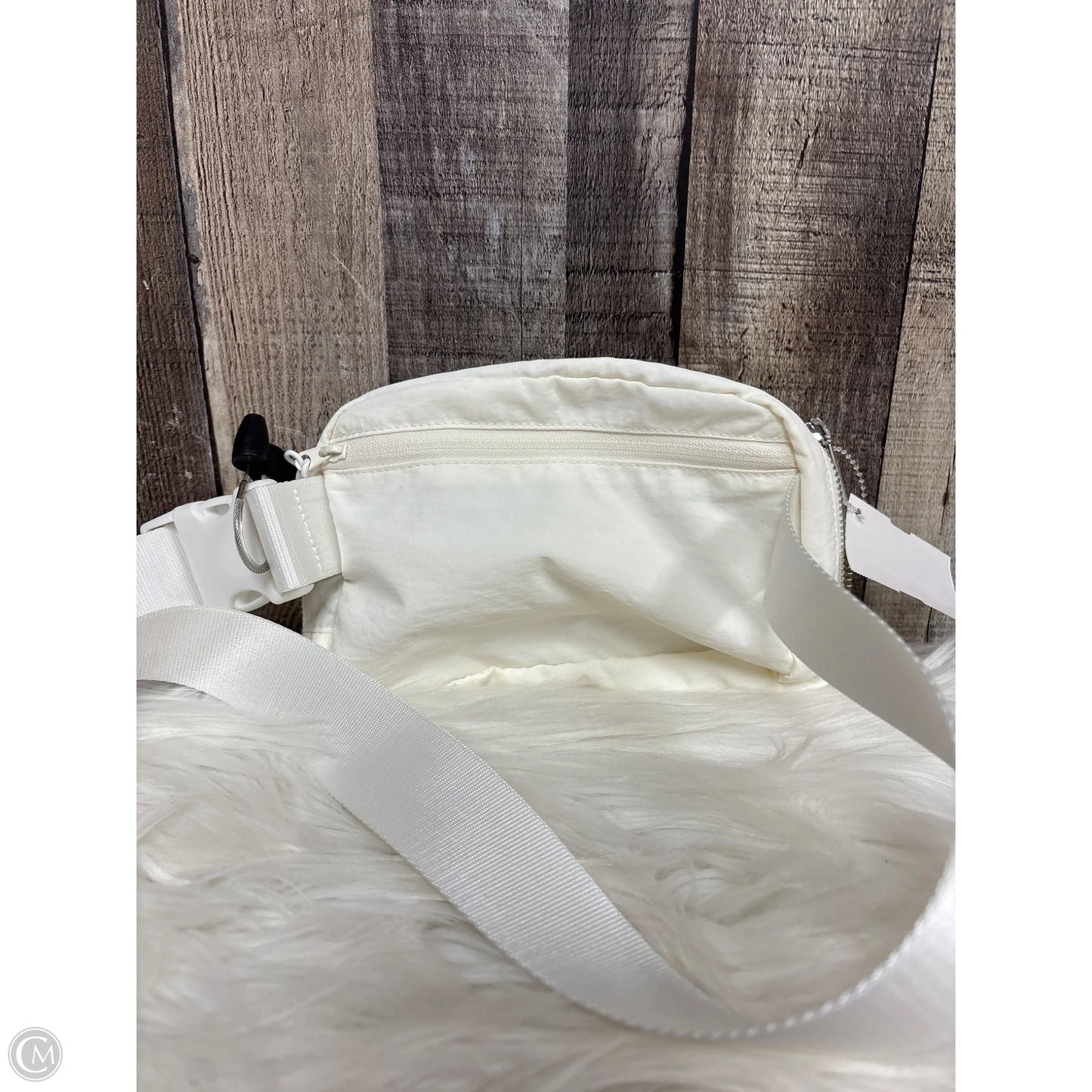 Belt Bag By Cmf, Size: Small