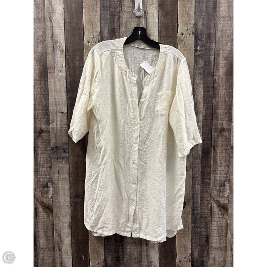 Top Short Sleeve By Ekouaer In Beige, Size: L