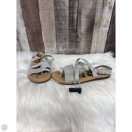Sandals Flats By Sorel In Grey, Size: 7