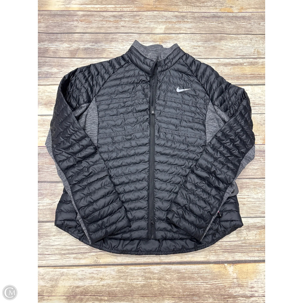Jacket Puffer & Quilted By Nike In Grey, Size: L