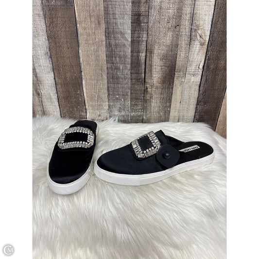 Shoes Designer By Karl Lagerfeld In Black, Size: 10