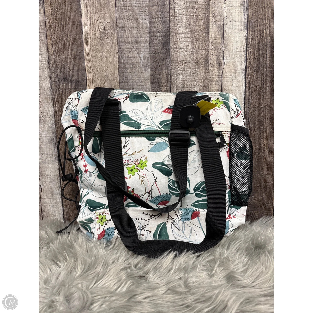Tote By Kavu, Size: Medium
