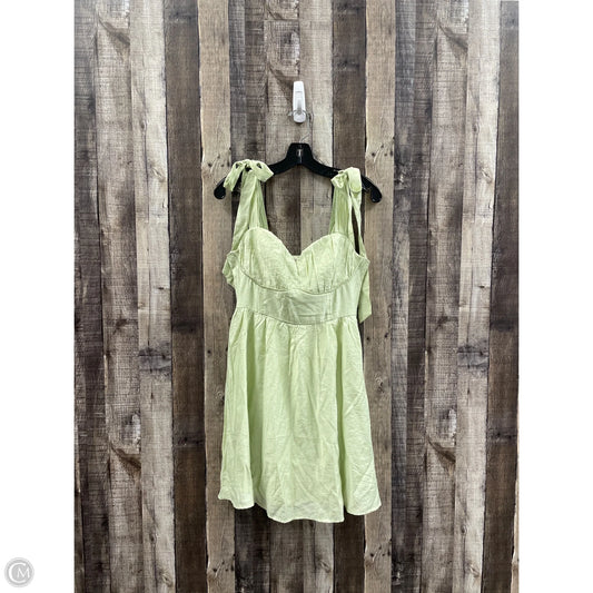 Dress Casual Short By Mine In Green, Size: M