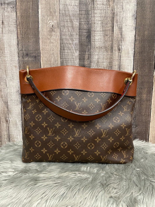 Handbag Luxury Designer By Louis Vuitton, Size: Medium