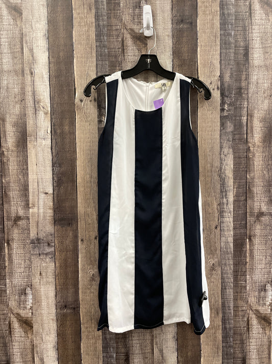 Black & White Dress Casual Short Ya, Size S