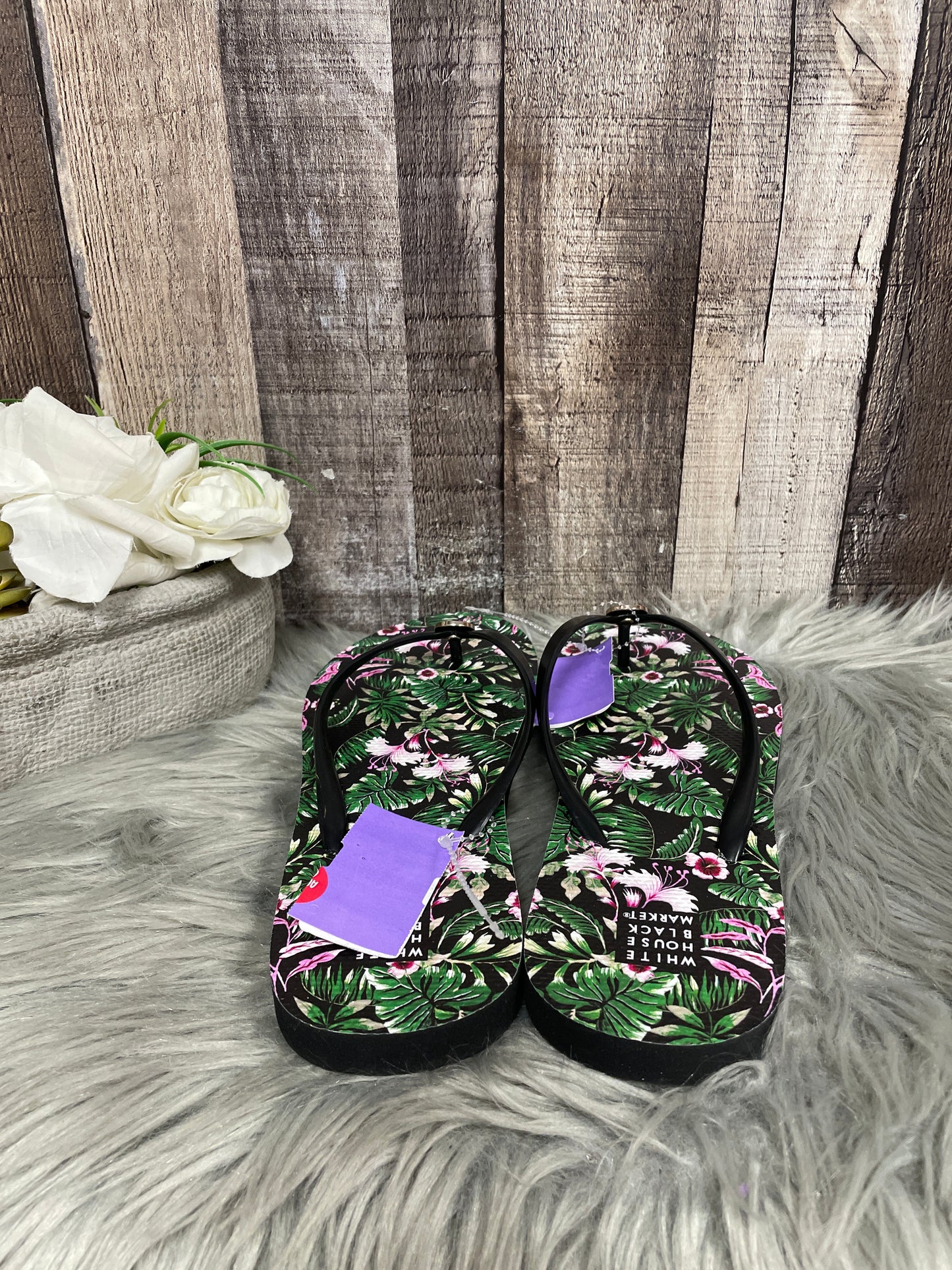 Floral Print Sandals Flip Flops White House Black Market, Size 9