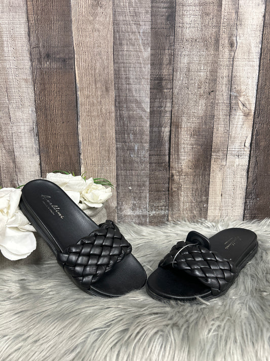 Black Sandals Flats Cme, Size 8