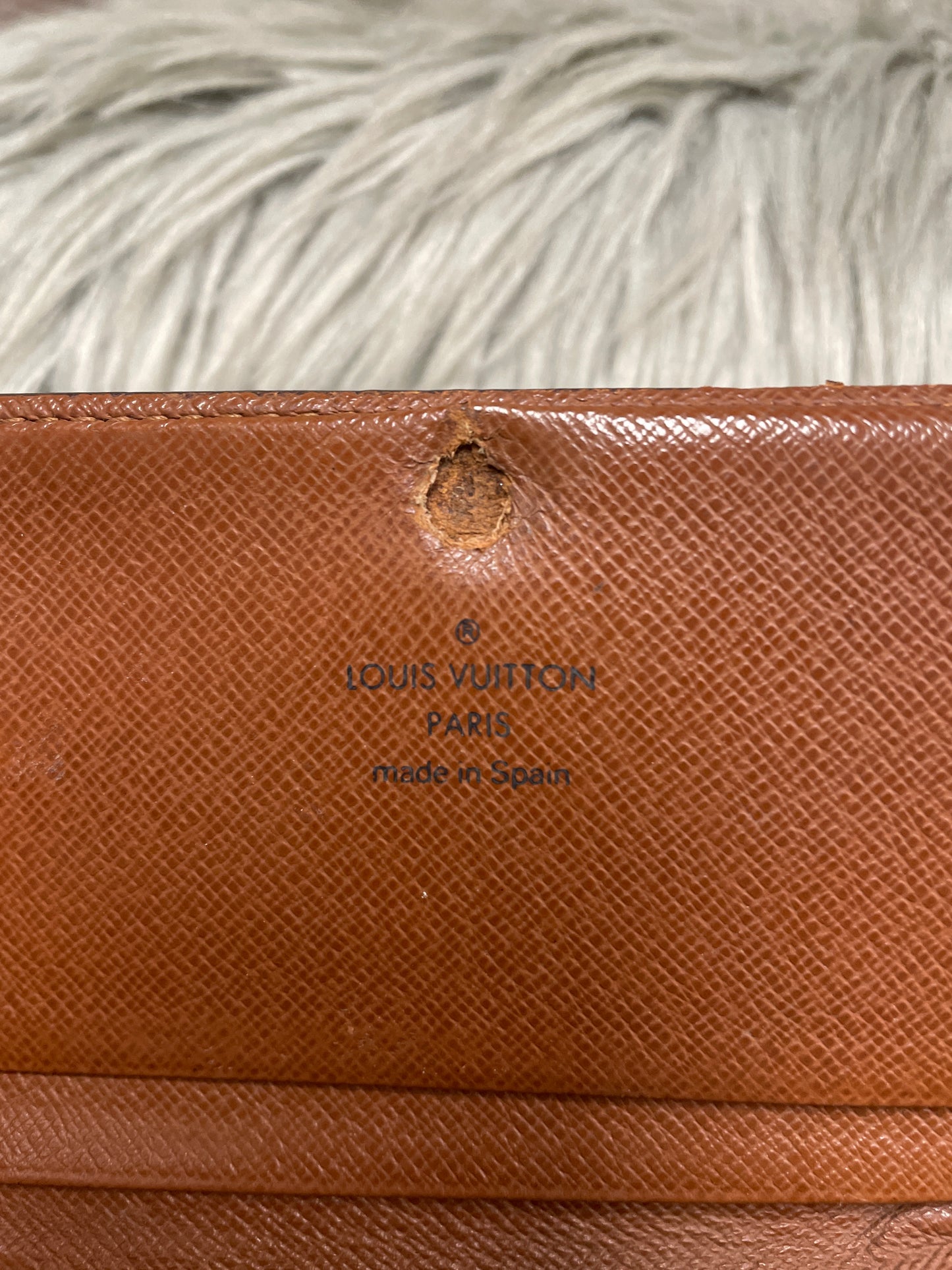 Wallet Luxury Designer By Louis Vuitton, Size: Small