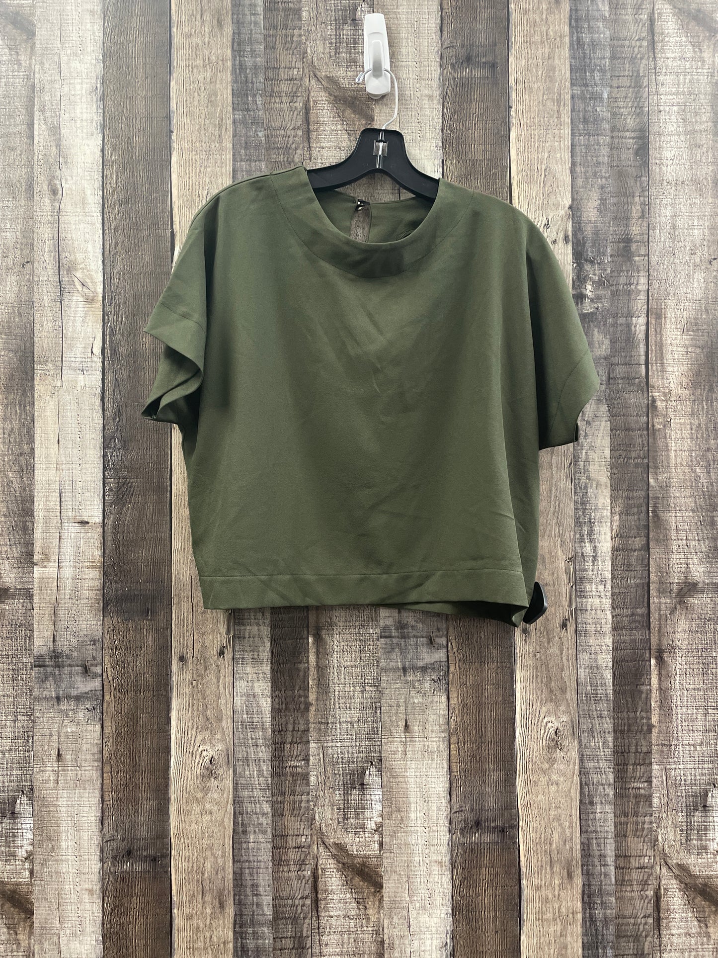 Top Short Sleeve By Cme In Green, Size: L