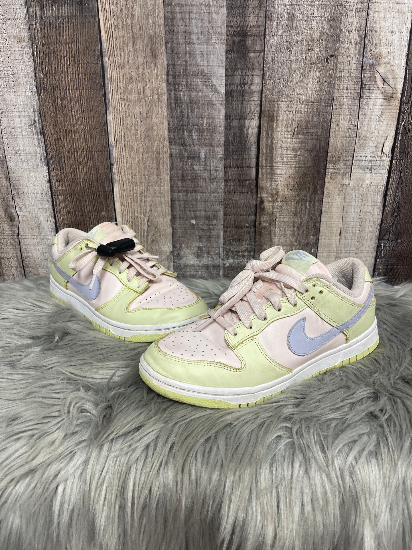 Multi-colored Shoes Sneakers Nike, Size 6.5