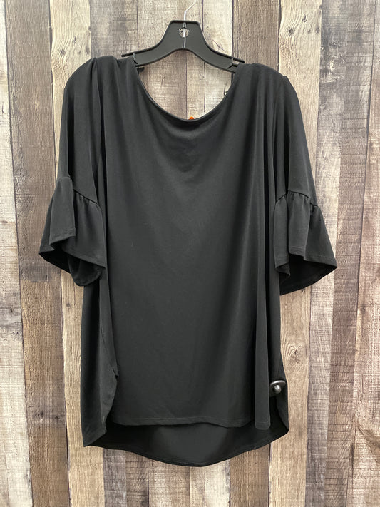 Top Short Sleeve By Green Envelope In Black, Size: 2x