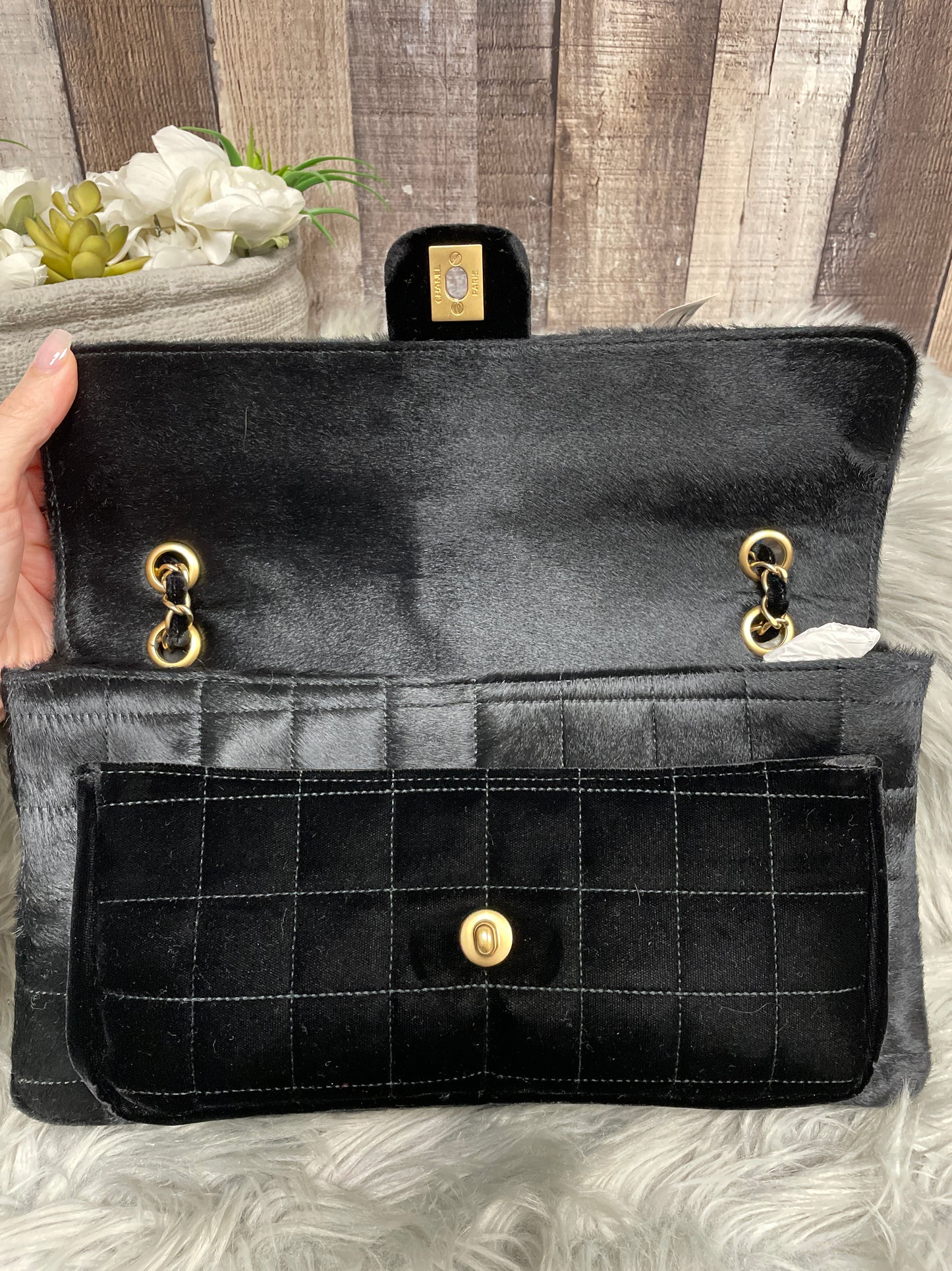 Handbag Luxury Designer By Chanel  Size: Large