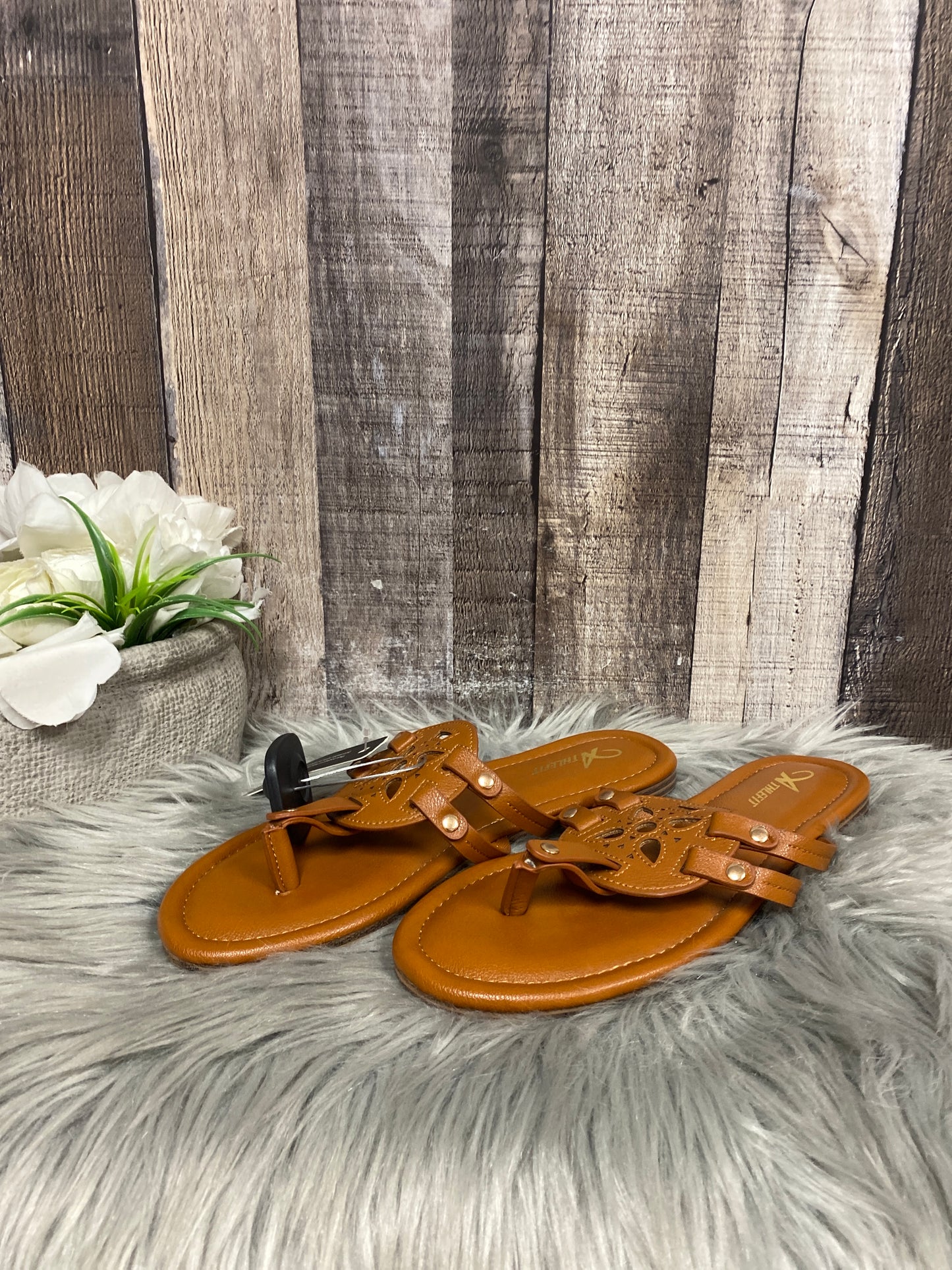 Sandals Flats By Cme  Size: 7.5