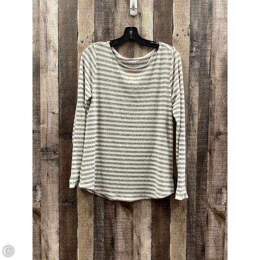 Top Long Sleeve By Maurices In Grey & White, Size: M