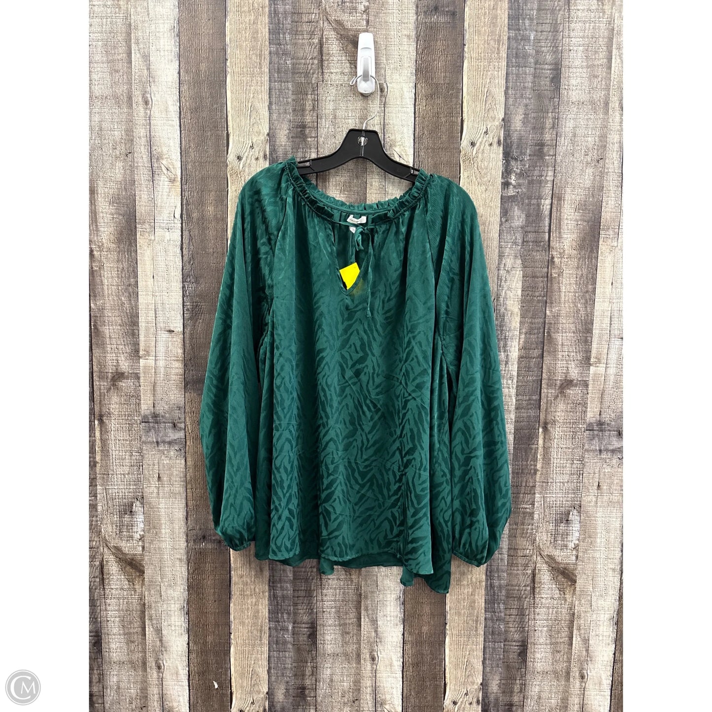 Top Long Sleeve By Maurices In Green, Size: 2x