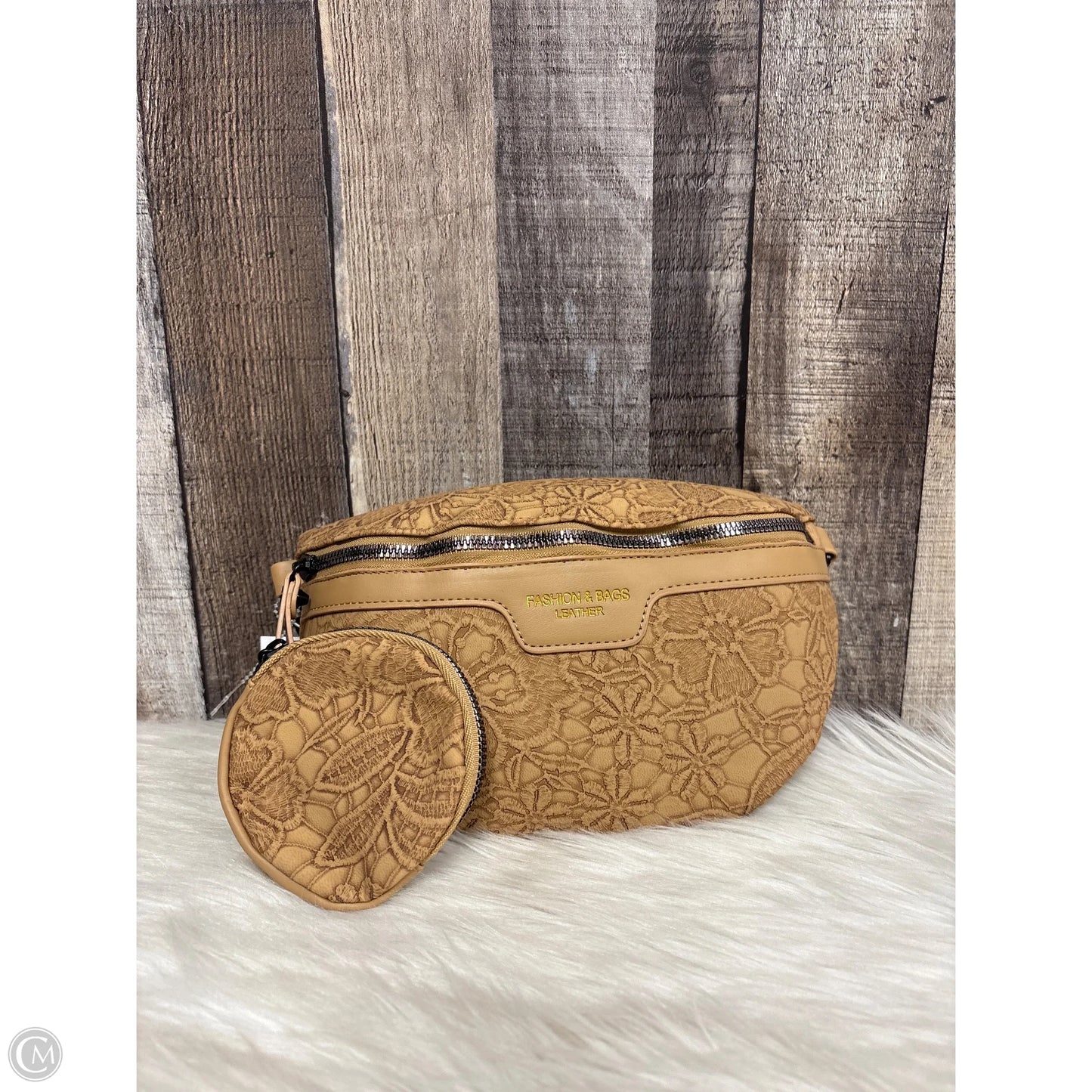 Belt Bag Leather By Cmf, Size: Medium