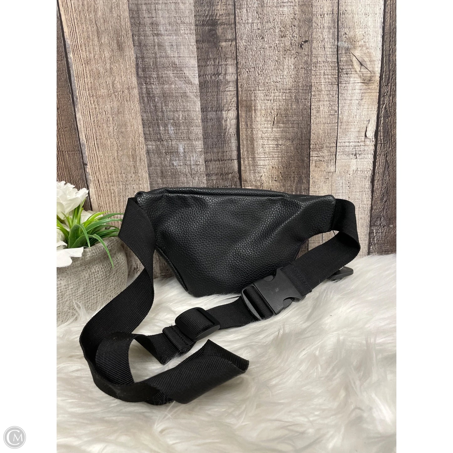 Belt Bag By Pandora, Size: Medium