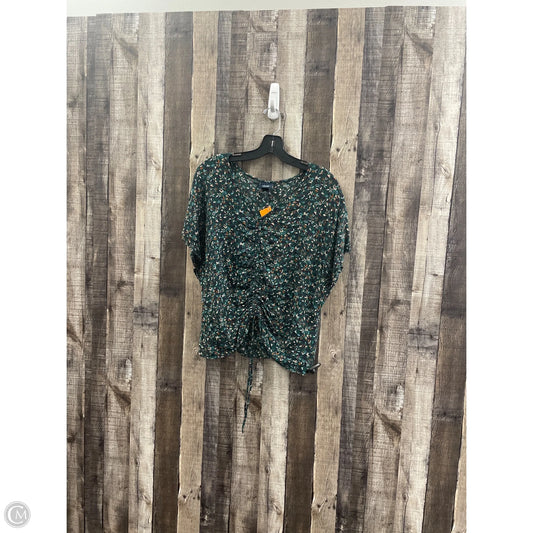 Top Short Sleeve By Daytrip In Green, Size: M