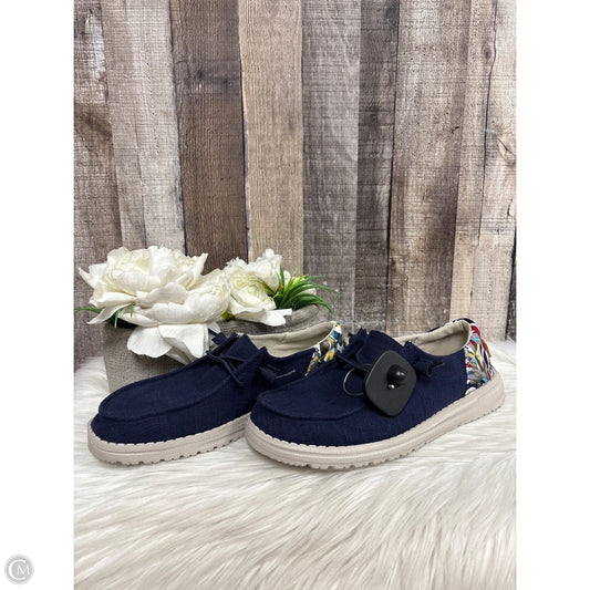 Shoes Flats By Hey Dude In Navy, Size: 7
