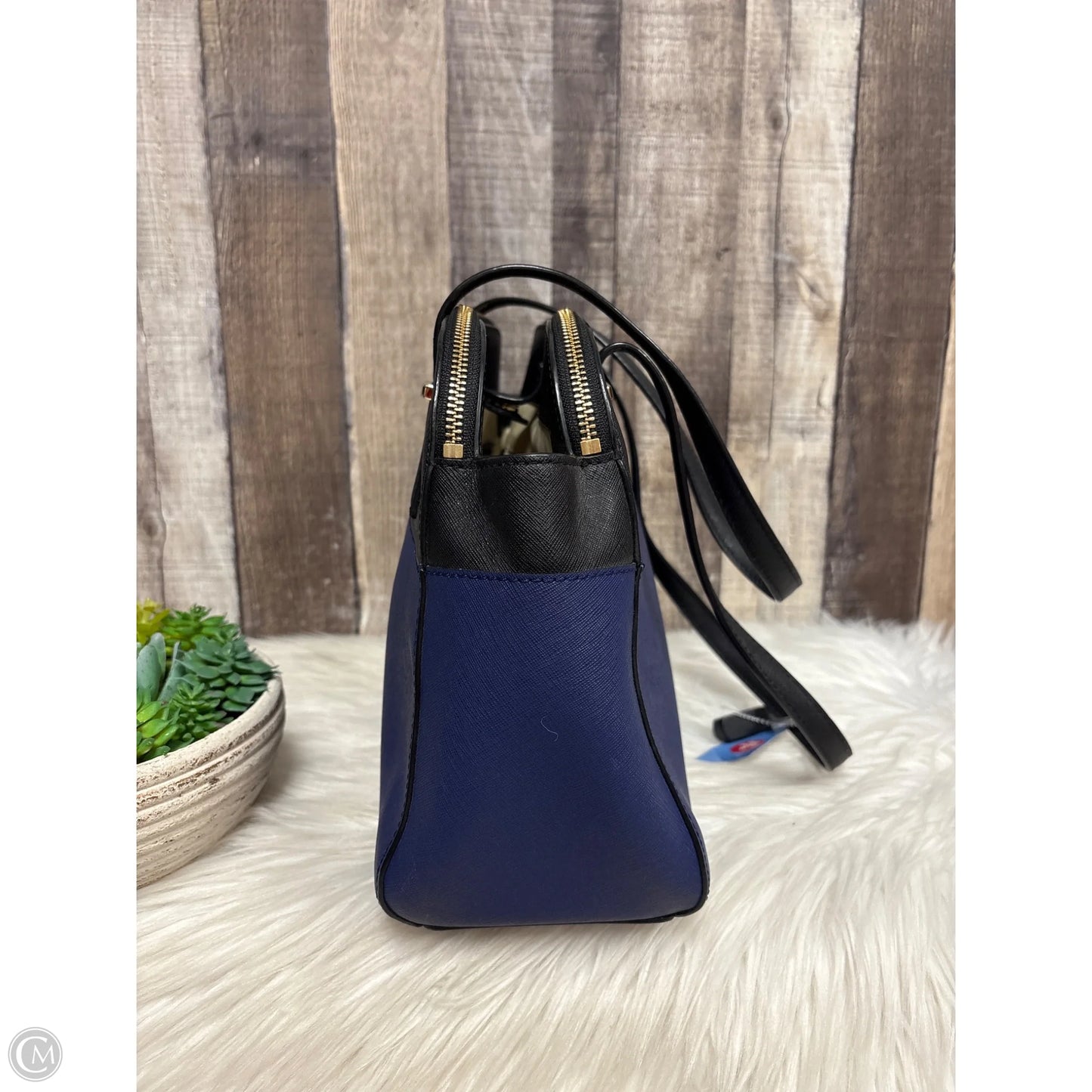 Crossbody Designer By Kate Spade, Size: Medium