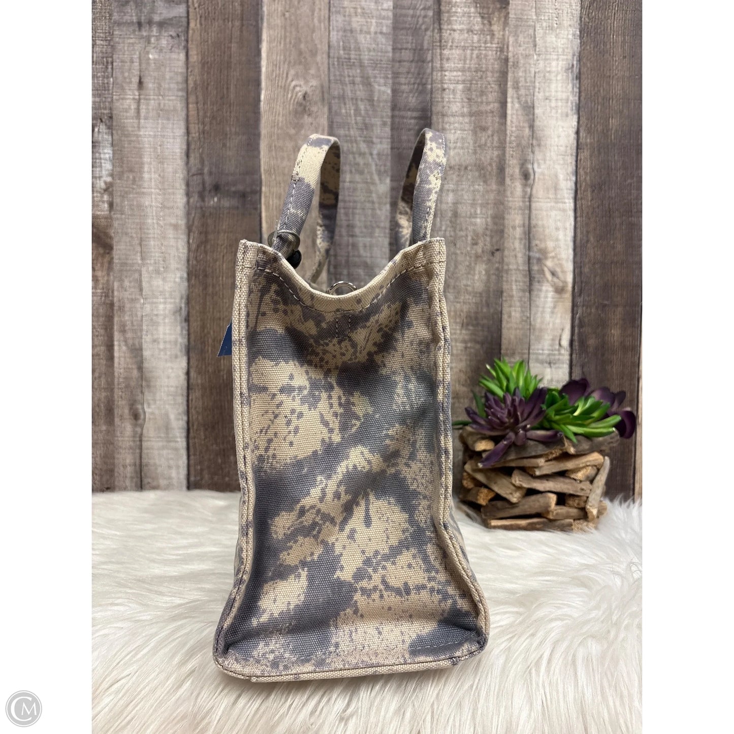 Tote Luxury Designer By Marc Jacobs, Size: Large