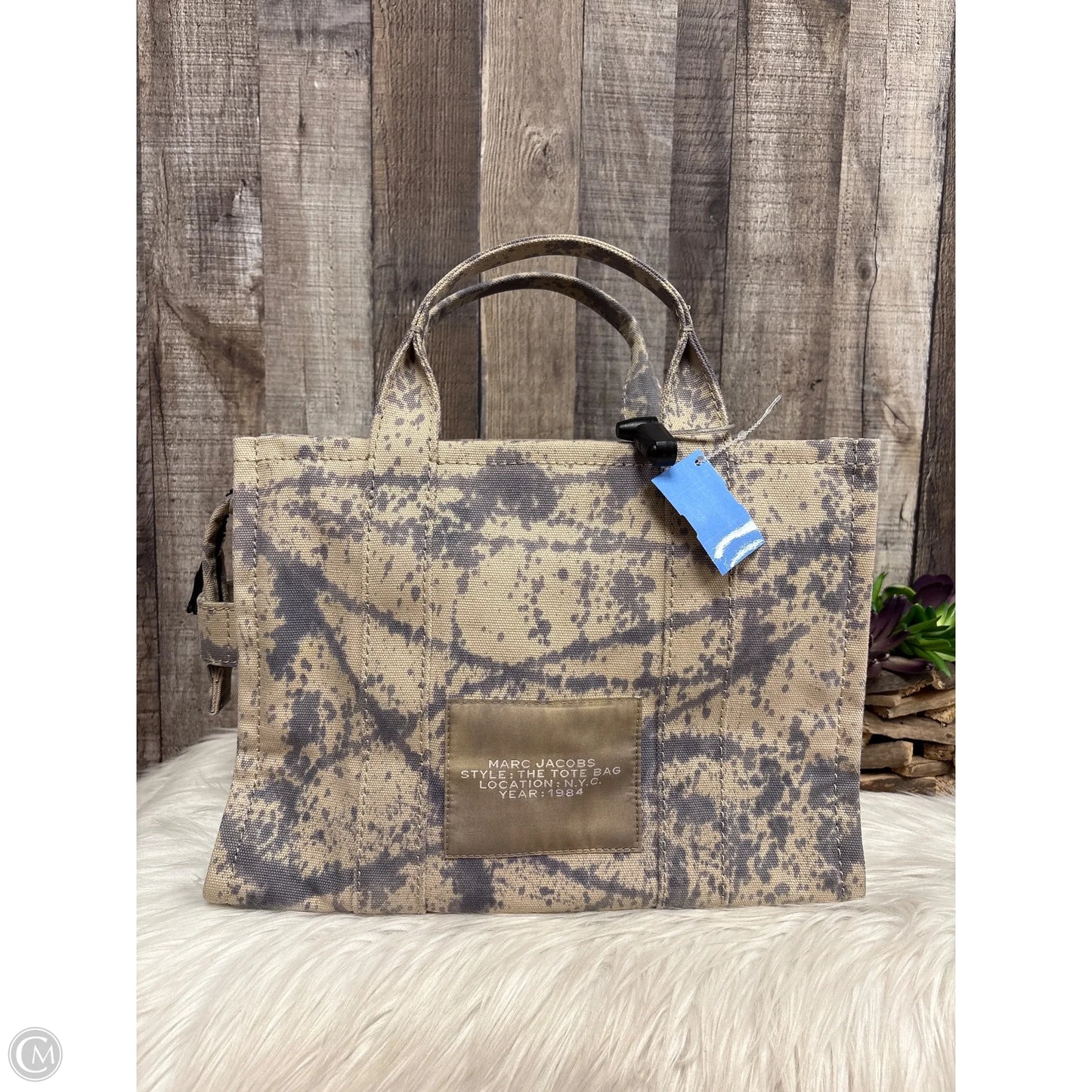 Tote Luxury Designer By Marc Jacobs, Size: Large