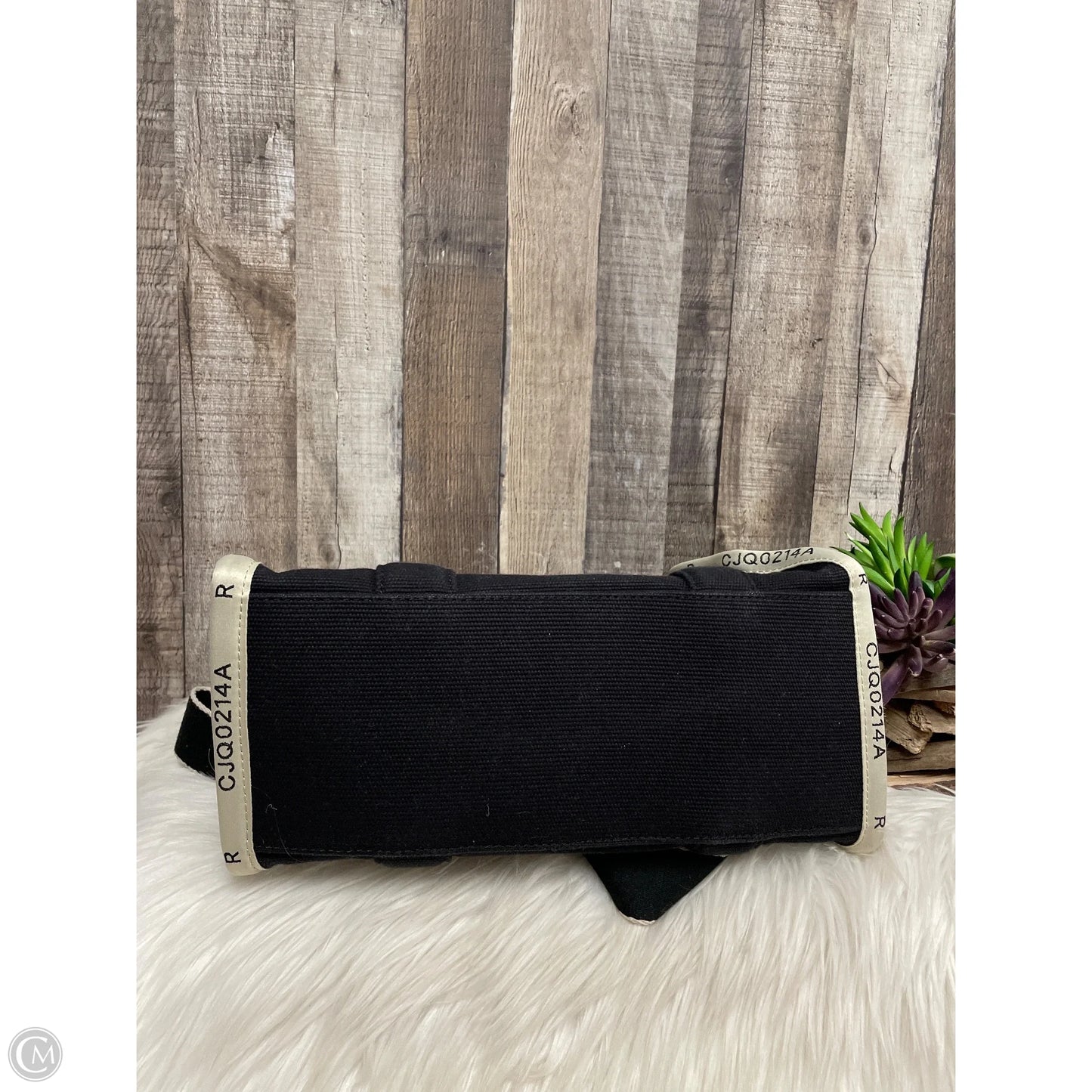 Tote Luxury Designer By Marc Jacobs, Size: Large