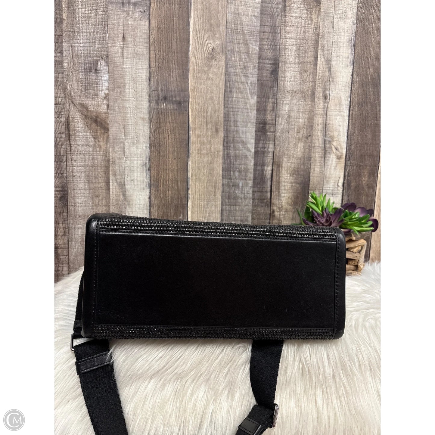 Tote Luxury Designer By Marc Jacobs, Size: Large