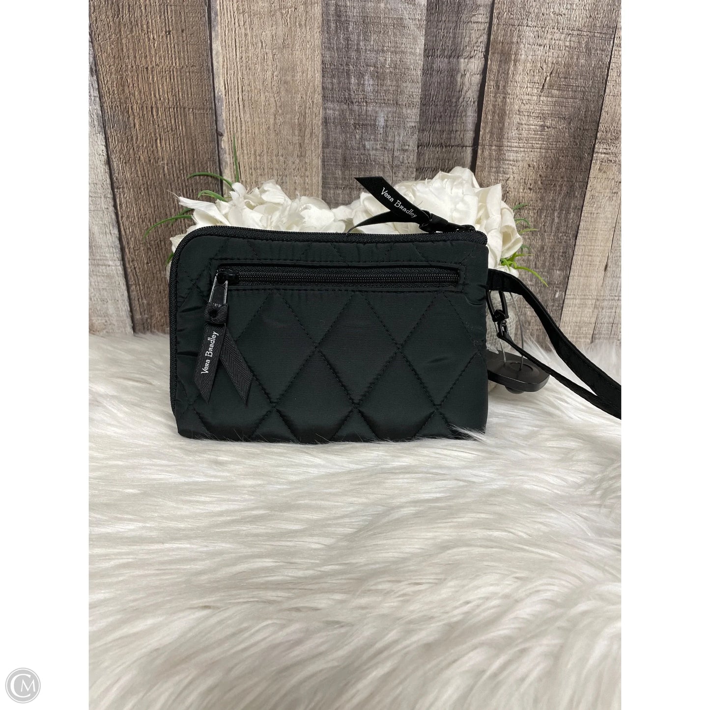 Wristlet By Vera Bradley, Size: Medium