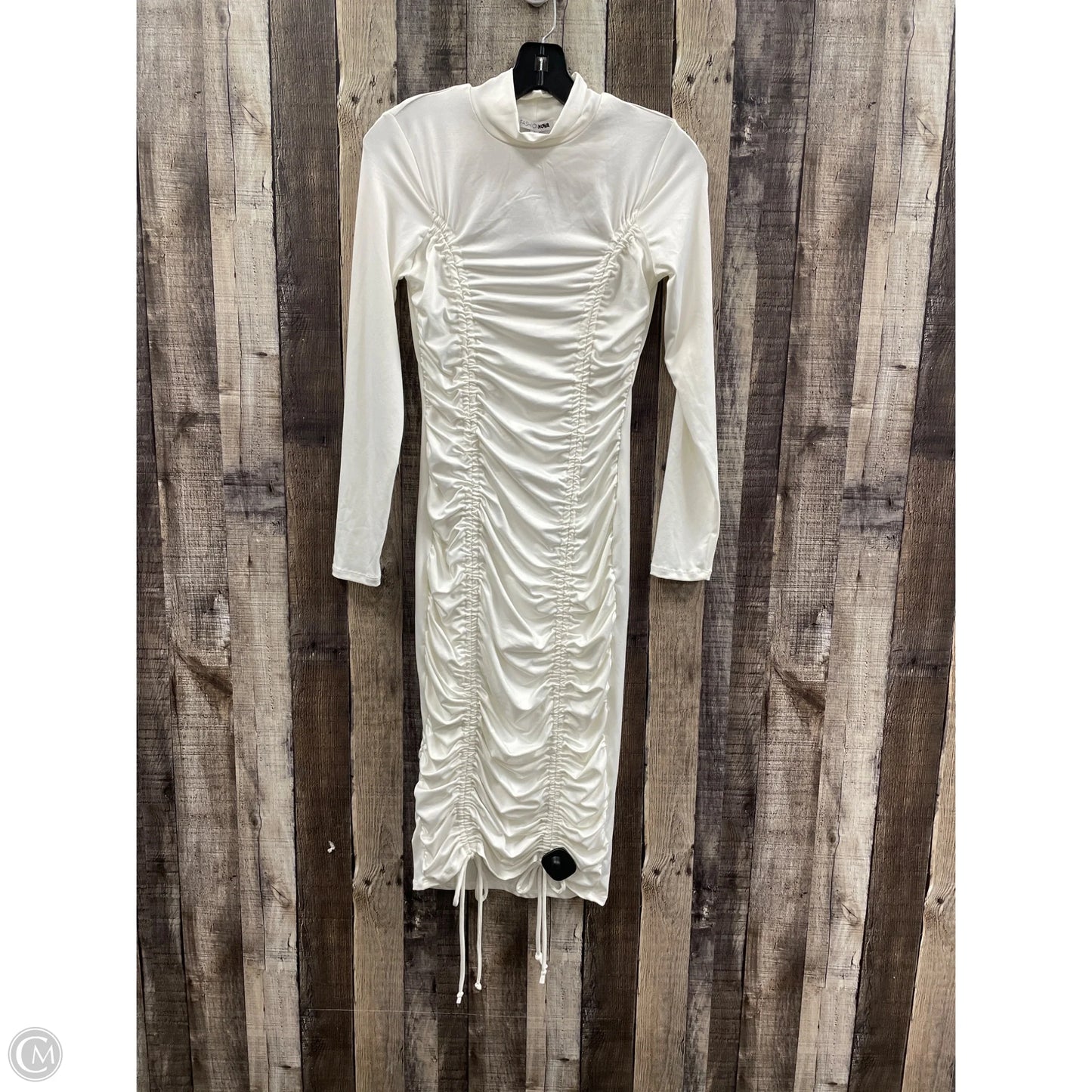 Dress Casual Maxi By Fashion Nova In White, Size: S