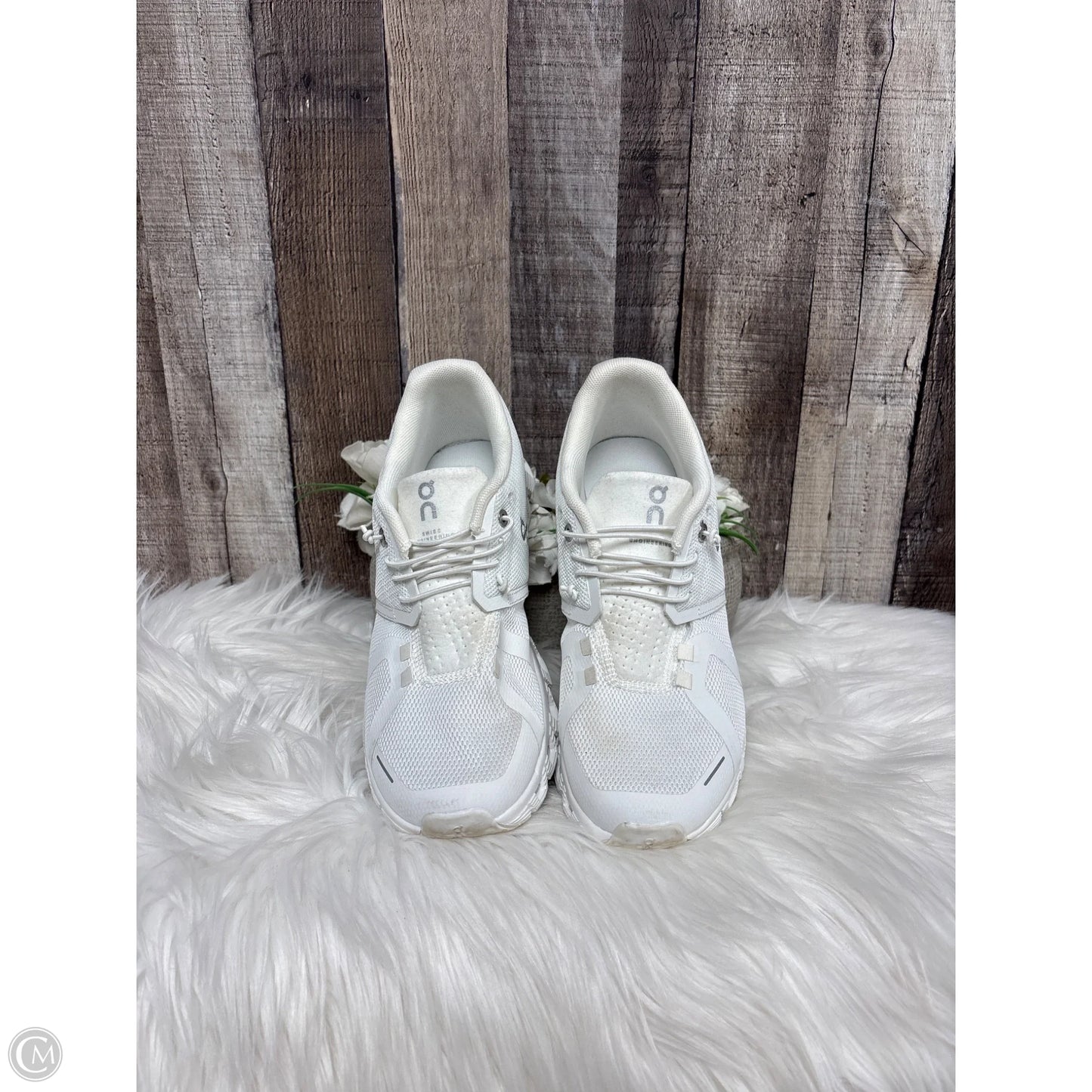 Shoes Athletic By On Cloud In White, Size: 8.5