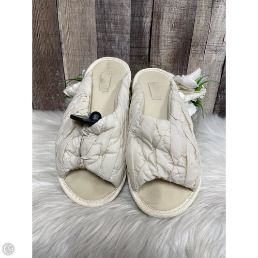 Slippers By Skims In Cream, Size: 5