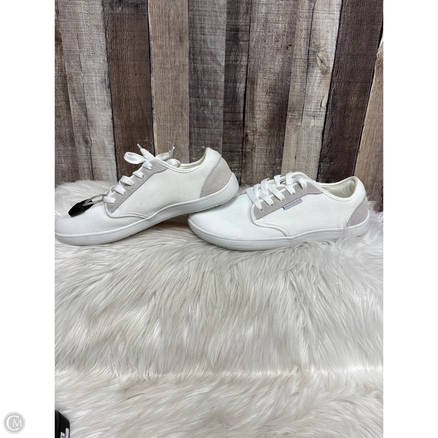 Shoes Athletic By Cme In White, Size: 9
