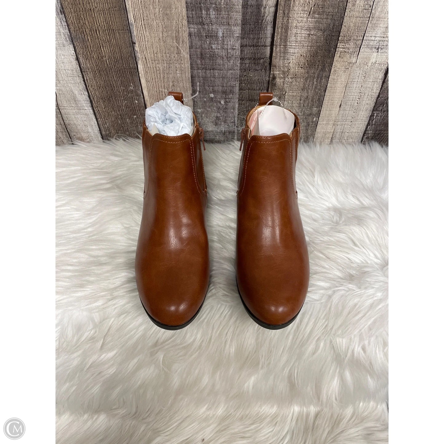 Boots Ankle Flats By Comfortview In Brown, Size: 9