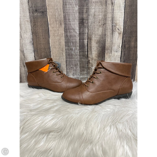 Boots Ankle Flats By Comfortview In Brown, Size: 9