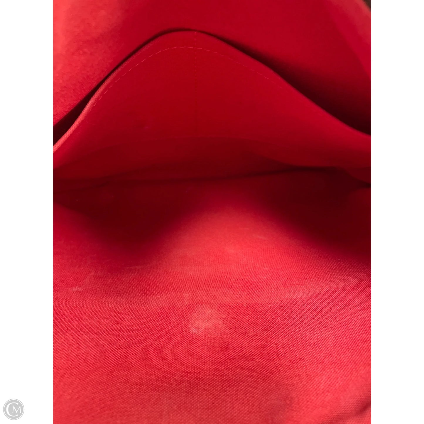 Crossbody Luxury Designer By Louis Vuitton, Size: Medium