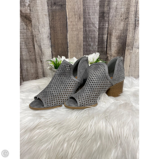 Boots Knee Heels By Cme In Grey, Size: 8