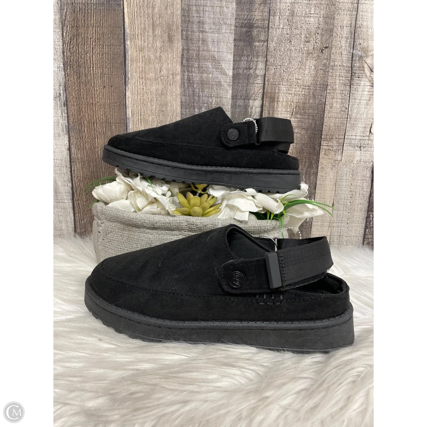 Shoes Flats By White Mountain In Black, Size: 7