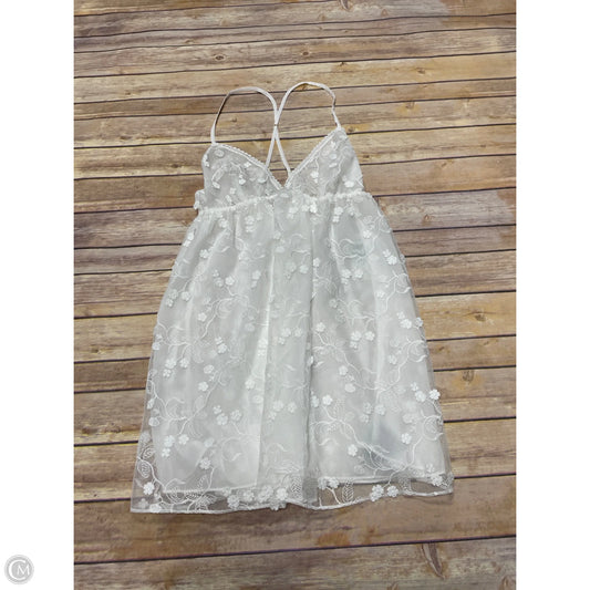 Top Sleeveless By Flora Nikrooz In White, Size: L