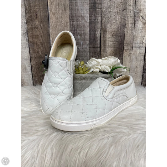 Shoes Designer By Ugg In White, Size: 9