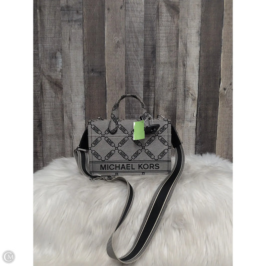 Tote Designer By Michael Kors, Size: Medium