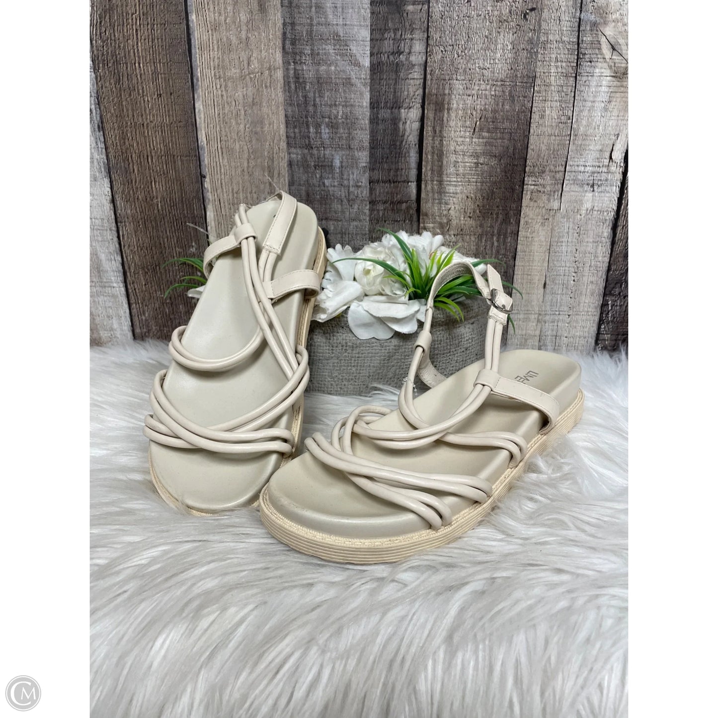 Sandals Flats By Limelight In Tan, Size: 8