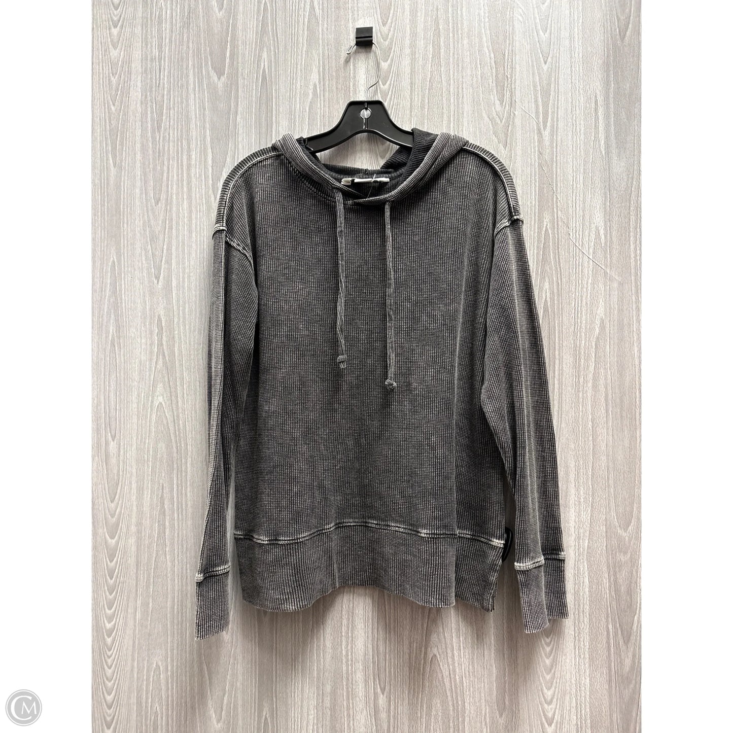 Top Long Sleeve By Natural Reflections In Grey, Size: M