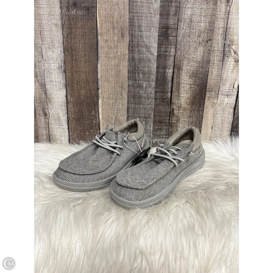 Shoes Flats By Hey Dude In Grey, Size: 7